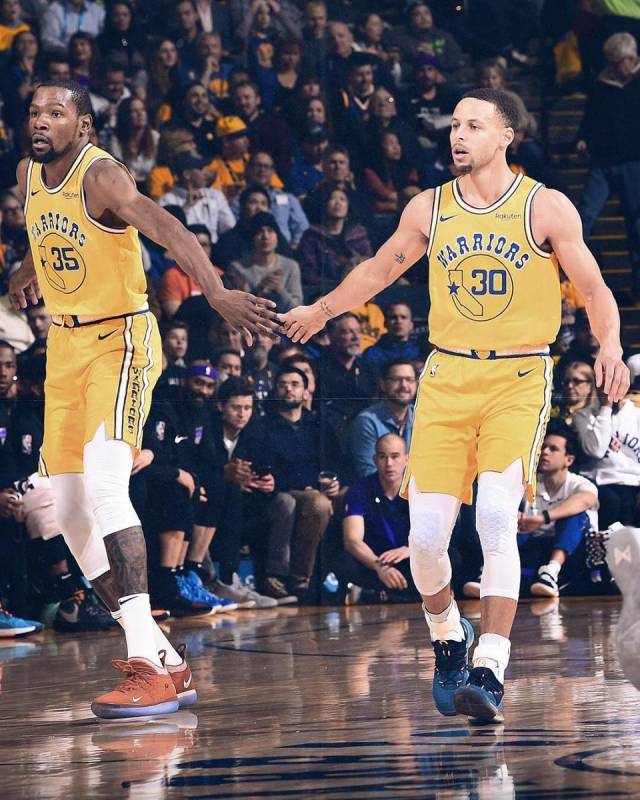 滕哈赫對比 滕哈赫對比